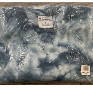 Champion Women's Specialty Tie-Dye Crewneck Sweatshirt XL